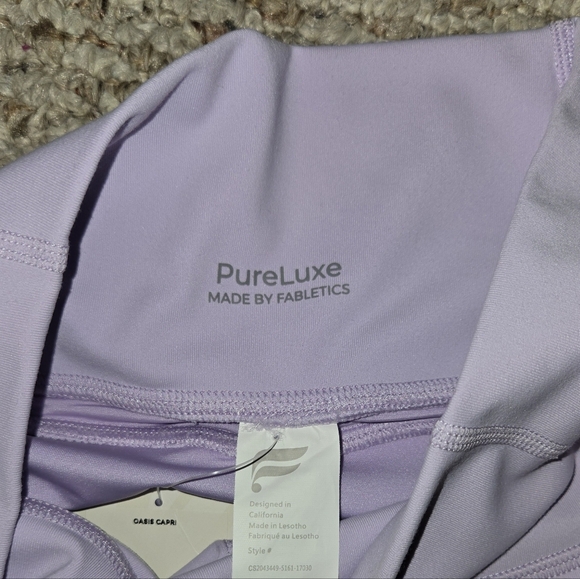 NWT PureLuxe by Fabletics Oasis Capri Women's Size Small - Picture 7 of 9